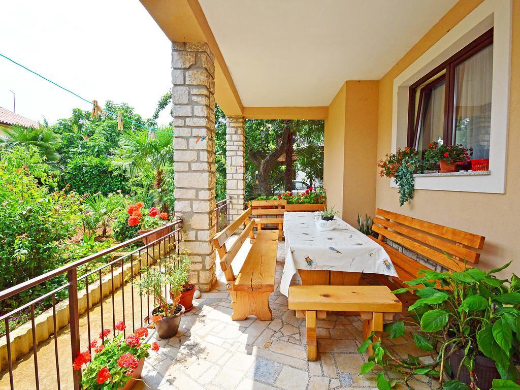 Rm Apartment Pusta Rovinj Exterior photo